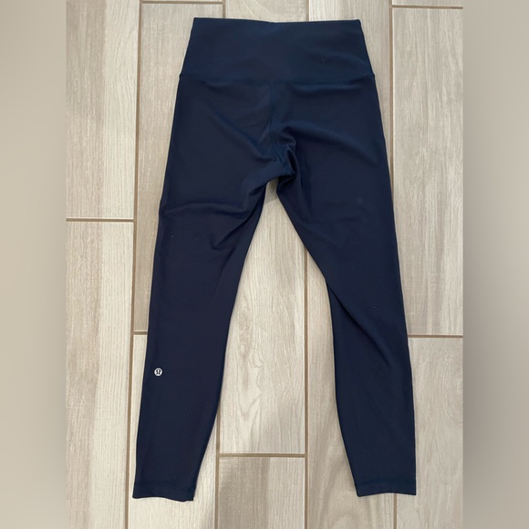 Lululemon Wunder Train High-Rise Tight 25” in Navy size 8 - Picture 2 of 4